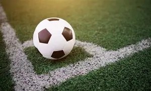 王刚公开澄,清与年轻妻,子年龄差距,万博体育,ManBetX官方网站,万博体育平台,万博体育app下载