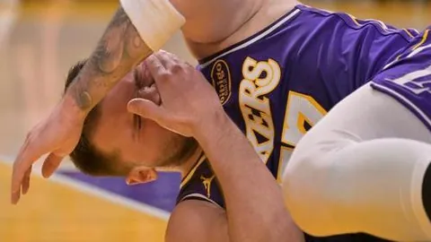 烏度卡盛赞格林：沉稳气质彰显进取精神